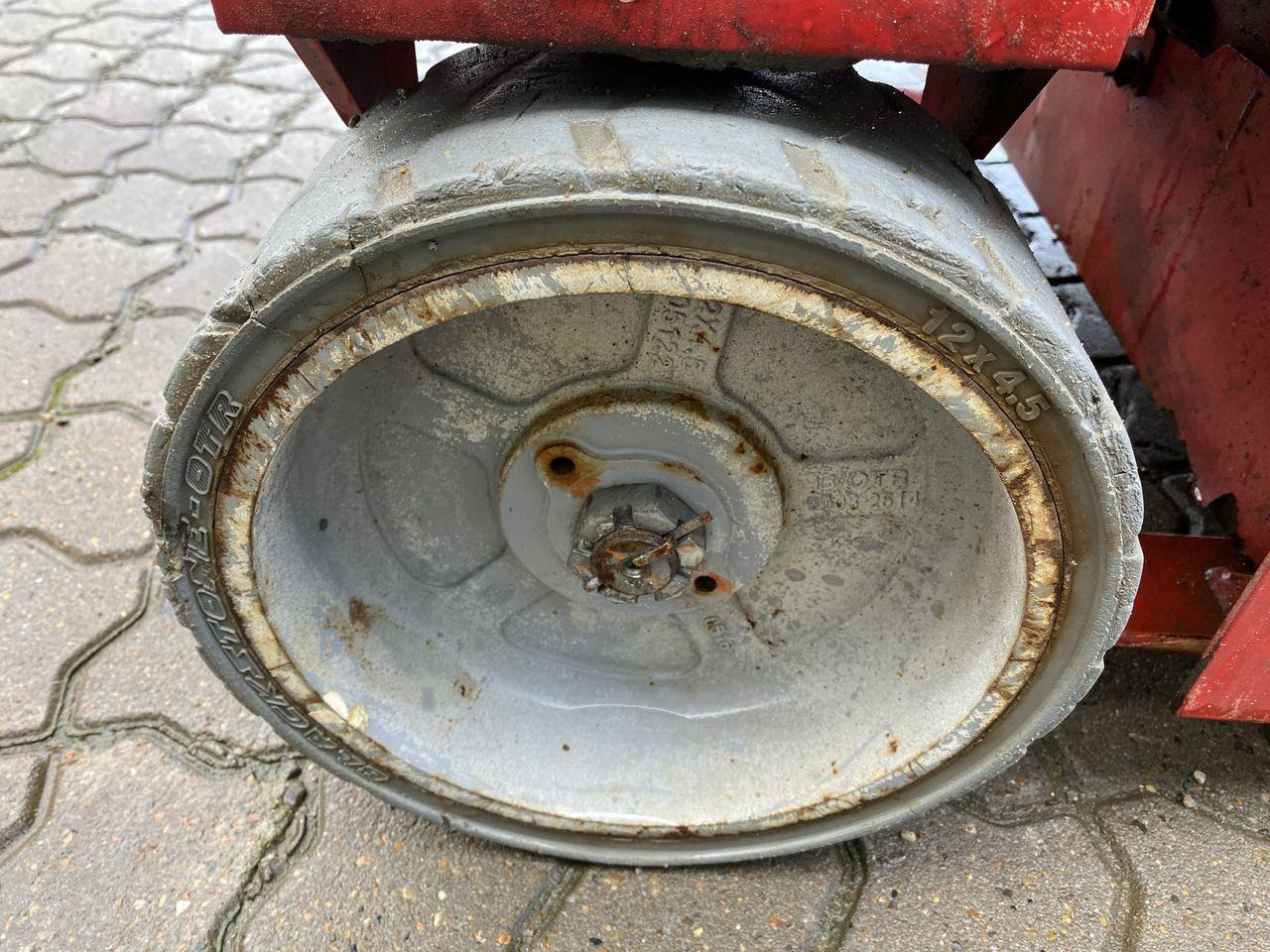 Plataforma de Tijera/ Plataforma de tesoura Manitou 78SEC: foto 7 Plataforma de Tijera/ Plataforma de tesoura Manitou 78SEC: foto 7