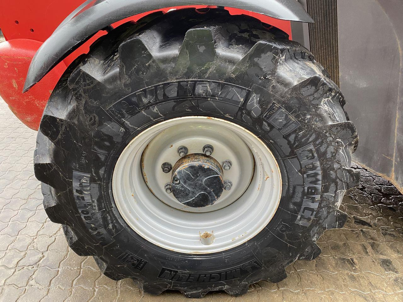 Locação financeira de  Manitou MT1440A ST3B Manitou MT1440A ST3B: foto 7