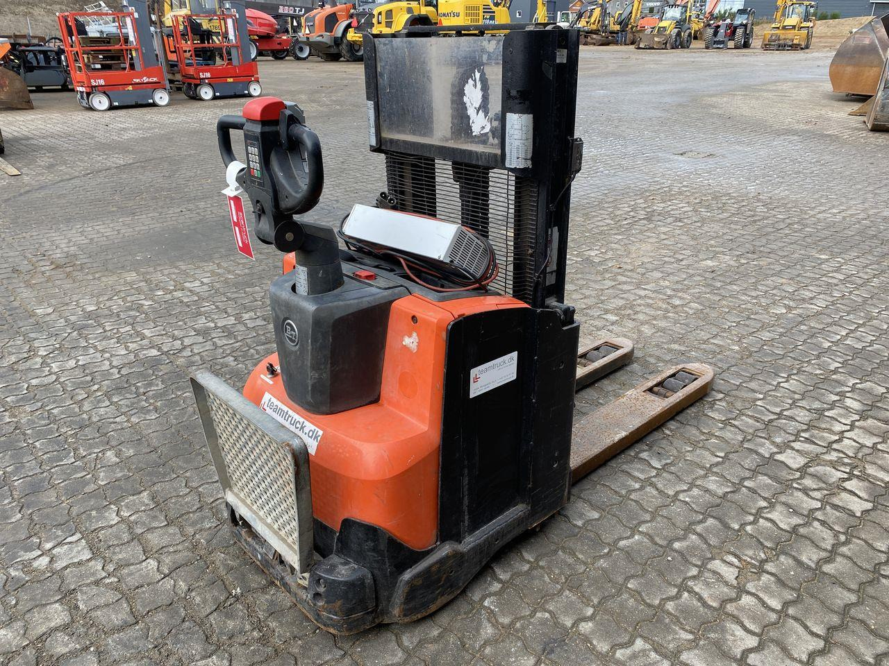 Toyota BT Staxio - Equipamento de armazém: foto 5 Toyota BT Staxio - Equipamento de armazém: foto 5