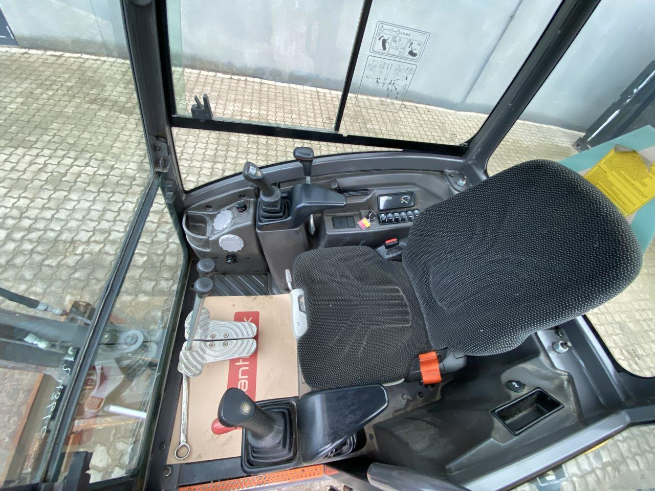 Volvo EC18D - Mini escavadeira: foto 3 Volvo EC18D - Mini escavadeira: foto 3