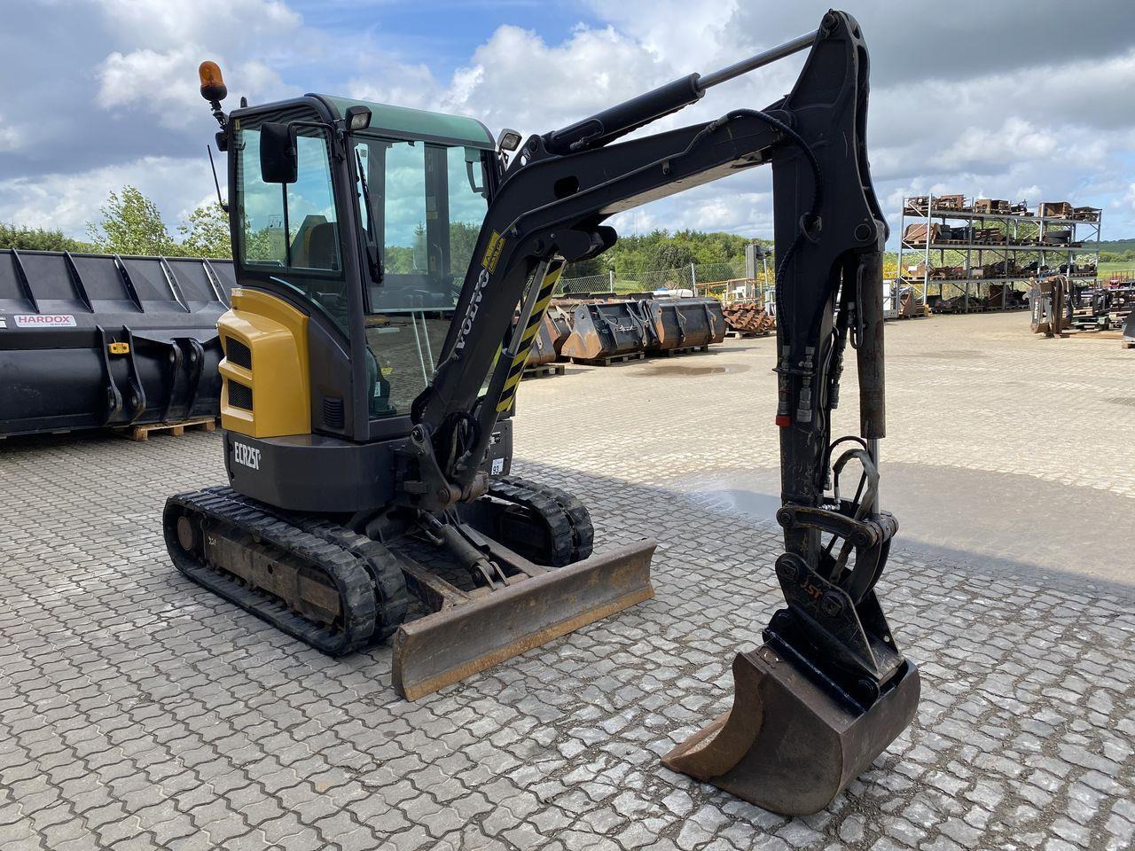 Volvo ECR25 - Mini escavadeira: foto 5 Volvo ECR25 - Mini escavadeira: foto 5