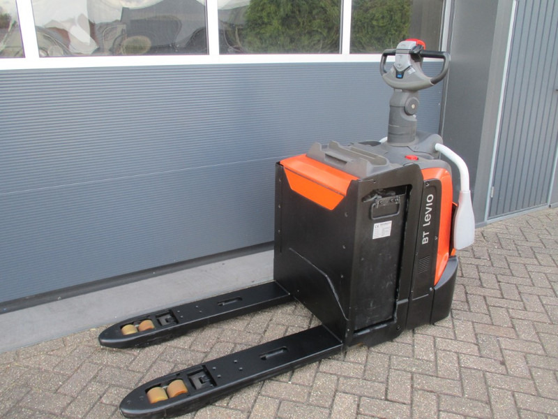 BT LPE 200 - Porta-palete: foto 2 BT LPE 200 - Porta-palete: foto 2