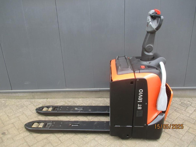 BT LPE 200 - Porta-palete: foto 1 BT LPE 200 - Porta-palete: foto 1