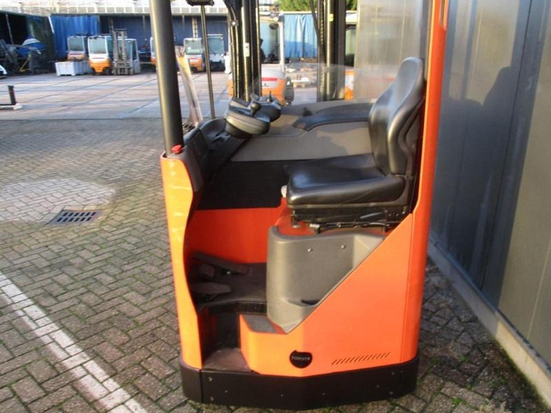 BT RRE120M - Empilhador retráctil: foto 4 BT RRE120M - Empilhador retráctil: foto 4