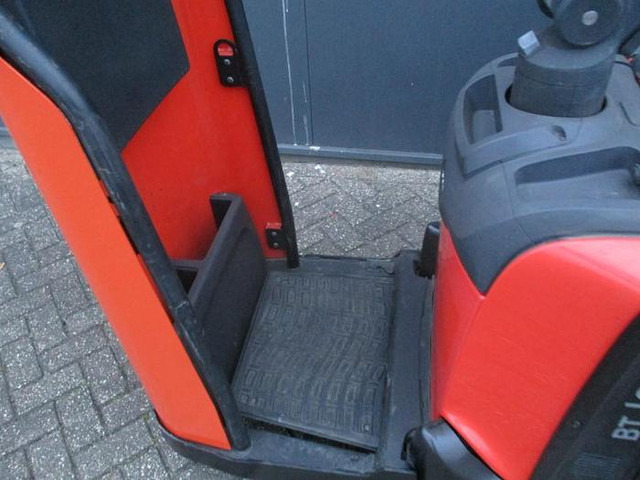 Toyota LPE 250 - Porta-palete: foto 4 Toyota LPE 250 - Porta-palete: foto 4