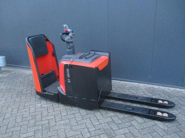 Toyota LPE 250 - Porta-palete: foto 1 Toyota LPE 250 - Porta-palete: foto 1