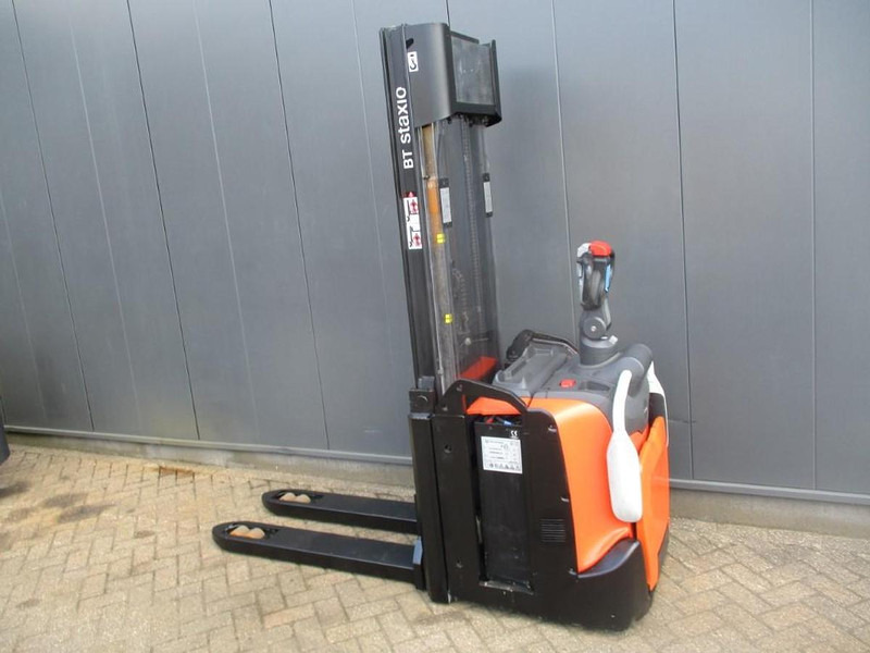 Toyota SPE 120L - Stacker: foto 3 Toyota SPE 120L - Stacker: foto 3