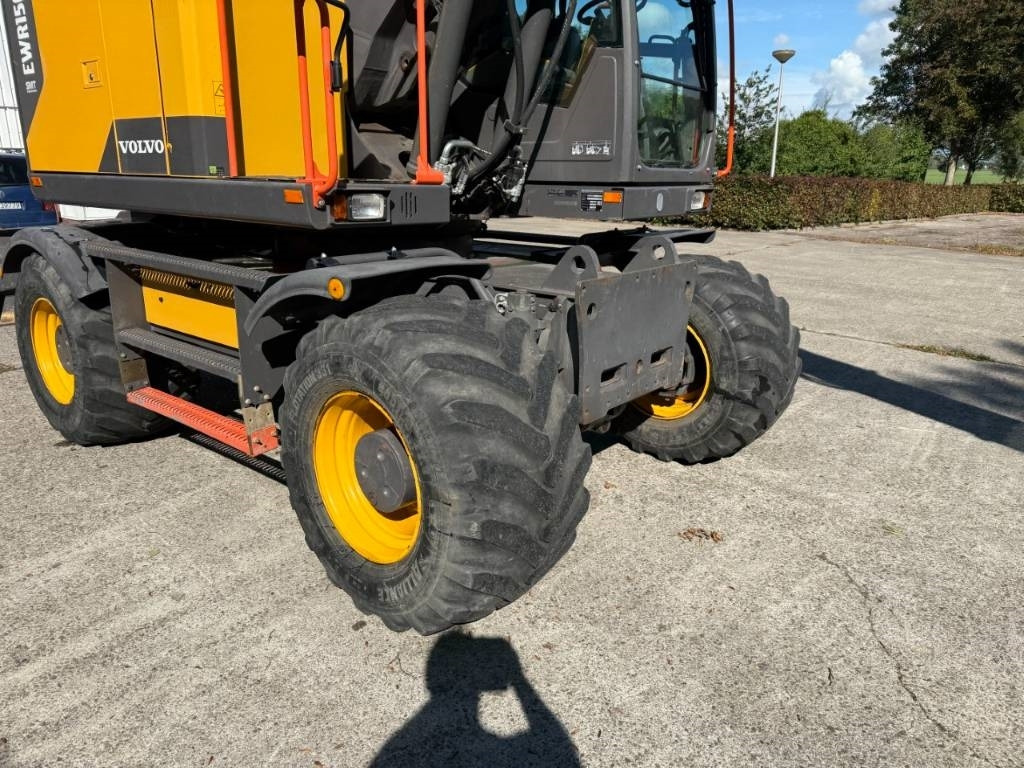 Escavadeira de rodas Volvo EWR 150 E: foto 16 Escavadeira de rodas Volvo EWR 150 E: foto 16