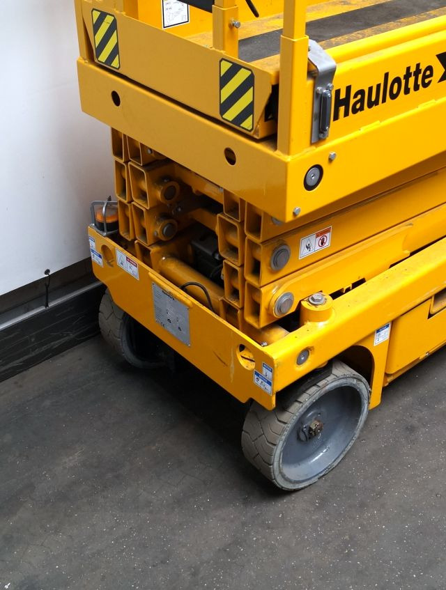 Haulotte Compact 10N - Plataforma de Tijera/ Plataforma de tesoura: foto 3 Haulotte Compact 10N - Plataforma de Tijera/ Plataforma de tesoura: foto 3