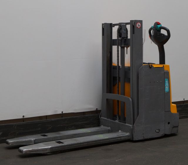 Jungheinrich EJD118 - Stacker: foto 1 Jungheinrich EJD118 - Stacker: foto 1