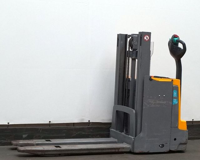 Jungheinrich EJD118 - Stacker: foto 1 Jungheinrich EJD118 - Stacker: foto 1