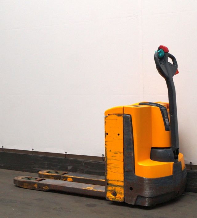 Jungheinrich EJE116 - Porta-palete: foto 2 Jungheinrich EJE116 - Porta-palete: foto 2