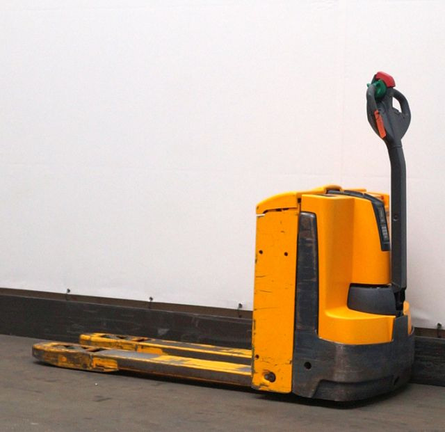 Jungheinrich EJE116 - Porta-palete: foto 2 Jungheinrich EJE116 - Porta-palete: foto 2