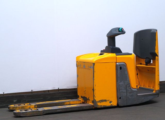 Jungheinrich ERE225 - Porta-palete: foto 1 Jungheinrich ERE225 - Porta-palete: foto 1