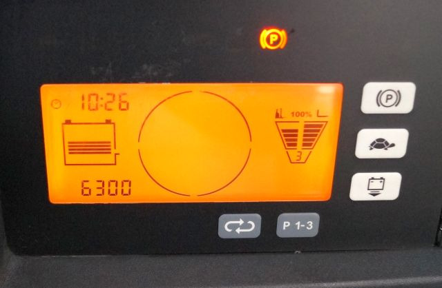 Jungheinrich ETV214 - Empilhador retráctil: foto 4 Jungheinrich ETV214 - Empilhador retráctil: foto 4