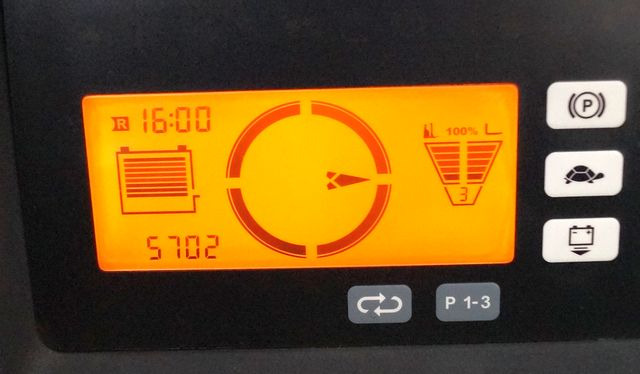 Jungheinrich ETV214 - Empilhador retráctil: foto 4 Jungheinrich ETV214 - Empilhador retráctil: foto 4