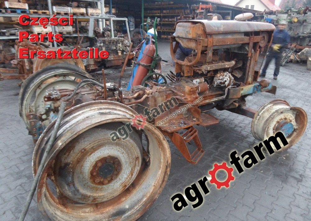 Ford 7700 części, skrzynia biegów, silnik, most - Peça de reposição: foto 1 Ford 7700 części, skrzynia biegów, silnik, most - Peça de reposição: foto 1
