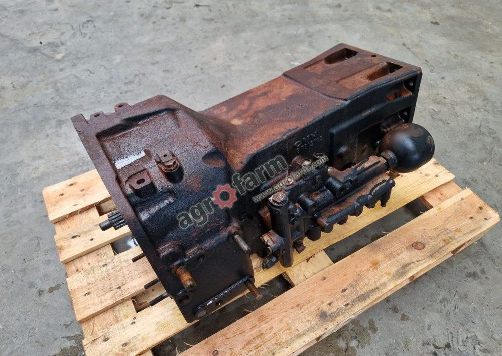 Skrzynia biegów New Holland T5040 - Caixa de velocidade: foto 1 Skrzynia biegów New Holland T5040 - Caixa de velocidade: foto 1