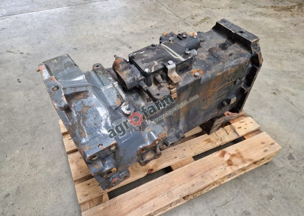 Skrzynia biegów New Holland TS100 - Caixa de velocidade: foto 1 Skrzynia biegów New Holland TS100 - Caixa de velocidade: foto 1