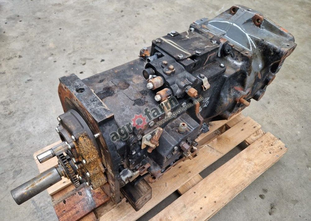 Skrzynia biegów New Holland TS100 - Caixa de velocidade: foto 3 Skrzynia biegów New Holland TS100 - Caixa de velocidade: foto 3