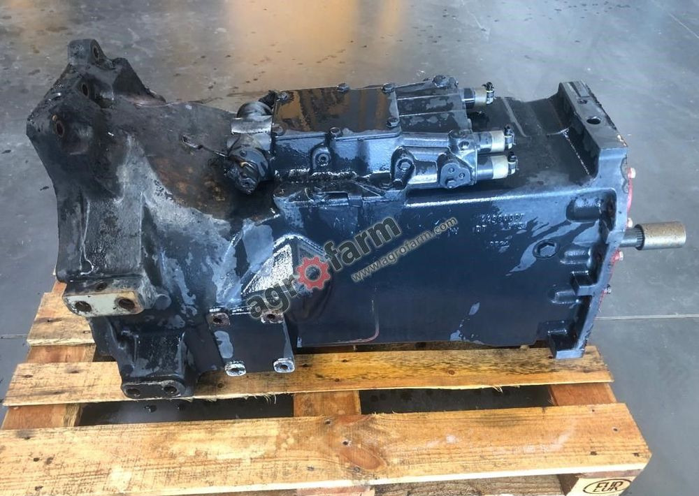 Skrzynia biegów New Holland TS100A 47132498 - Caixa de velocidade: foto 4 Skrzynia biegów New Holland TS100A 47132498 - Caixa de velocidade: foto 4