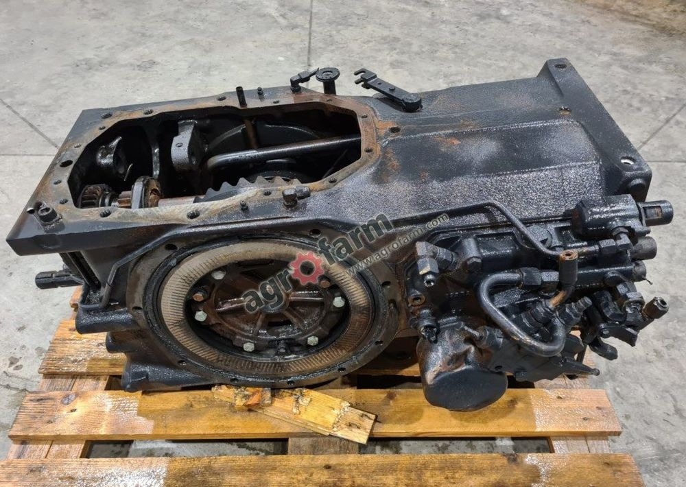 TYLNY MOST RENAULT ARES 556 RZ 851B6 - Eixo traseiro: foto 4 TYLNY MOST RENAULT ARES 556 RZ 851B6 - Eixo traseiro: foto 4