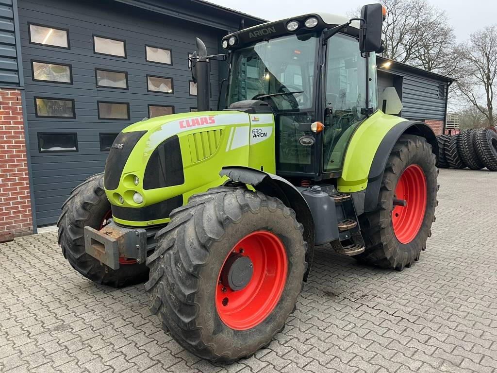 Claas Arion 630 Cebis - Trator: foto 1 Claas Arion 630 Cebis - Trator: foto 1