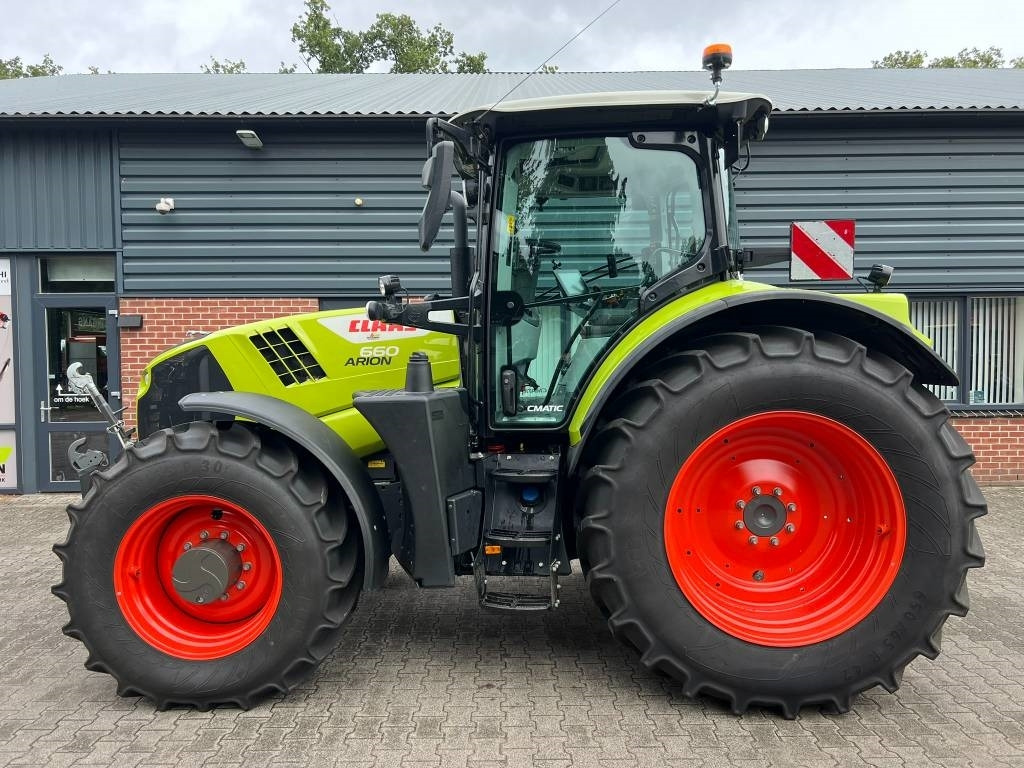 Claas Arion 660 - Trator: foto 2 Claas Arion 660 - Trator: foto 2