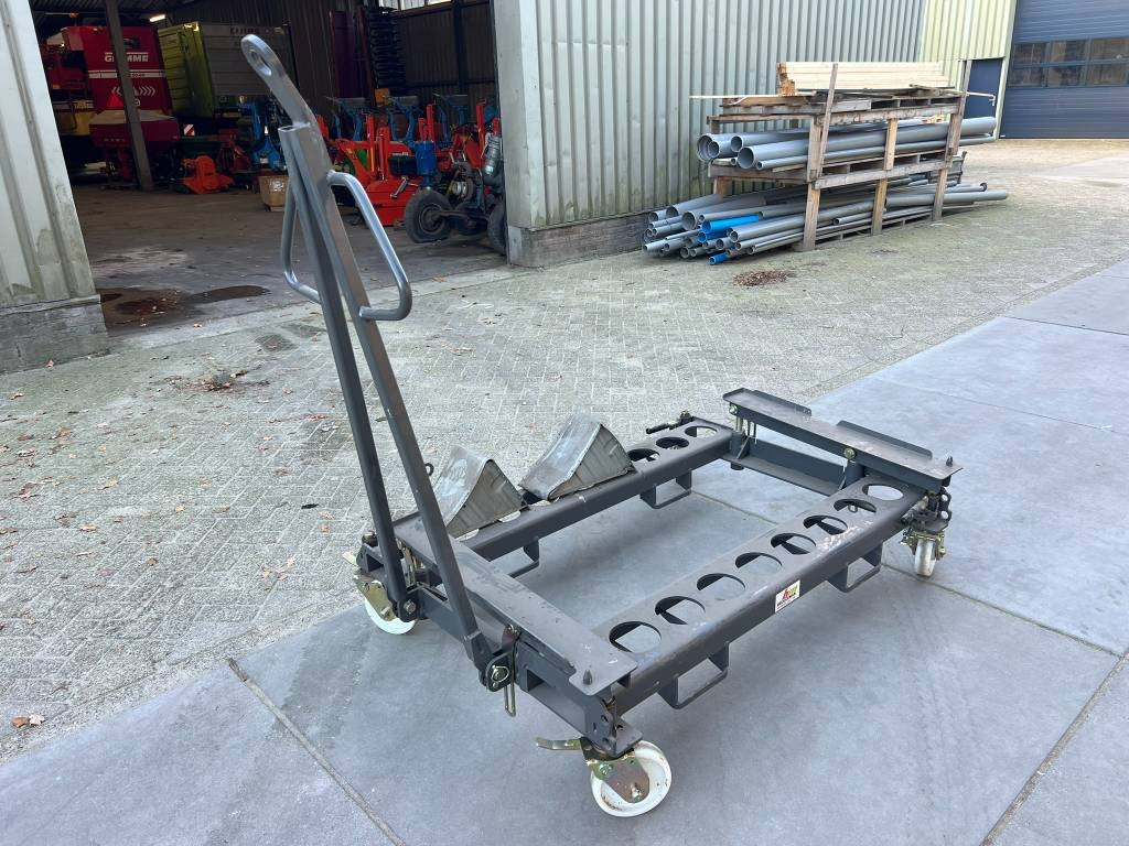 Claas / Fliegl Cargos transport kar - Autocarregadora: foto 1 Claas / Fliegl Cargos transport kar - Autocarregadora: foto 1