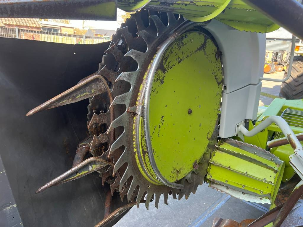 Picadora de forragem automotriz Claas RU 450 Xtra: foto 12