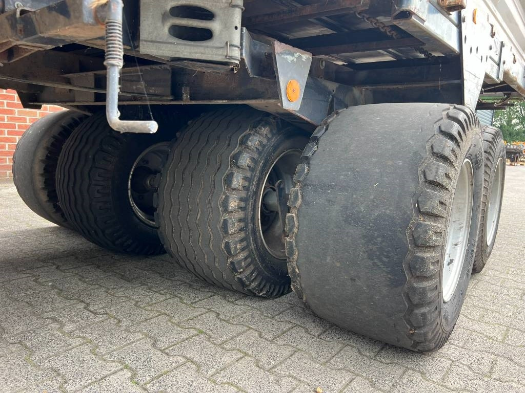 Autocarregadora Deutz-fahr K6.47 opraapwagen: foto 7