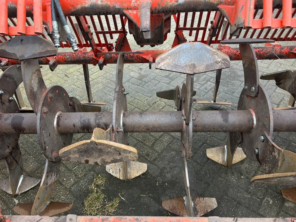 Farmax LRP 310 LFDH roterende spitmachine - Maquina para lavrar a terra: foto 5 Farmax LRP 310 LFDH roterende spitmachine - Maquina para lavrar a terra: foto 5