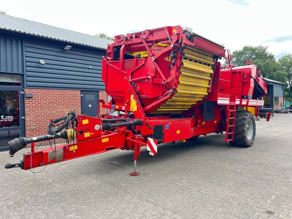 Grimme SE 150-60 - Colheitadeira de batatas: foto 1 Grimme SE 150-60 - Colheitadeira de batatas: foto 1