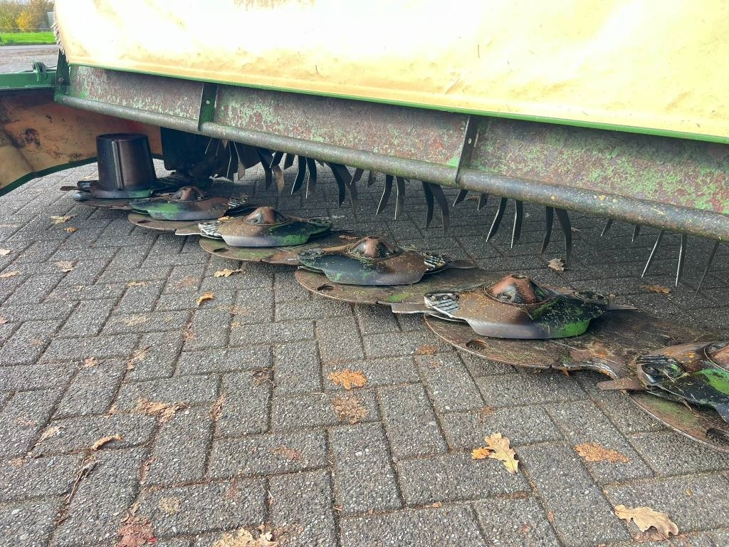 Krone Easy Cut R 320CV - Gadanheira: foto 5 Krone Easy Cut R 320CV - Gadanheira: foto 5