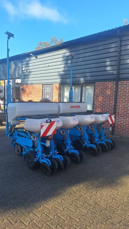 Monosem NG PLUS 6 - Semeadora de precisão: foto 1 Monosem NG PLUS 6 - Semeadora de precisão: foto 1