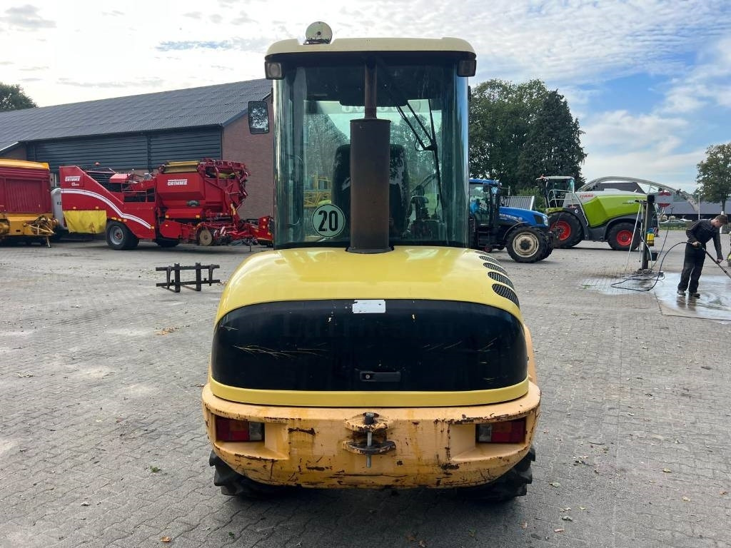 Volvo L 30 B  - Pá carregadora de rodas: foto 5 Volvo L 30 B  - Pá carregadora de rodas: foto 5