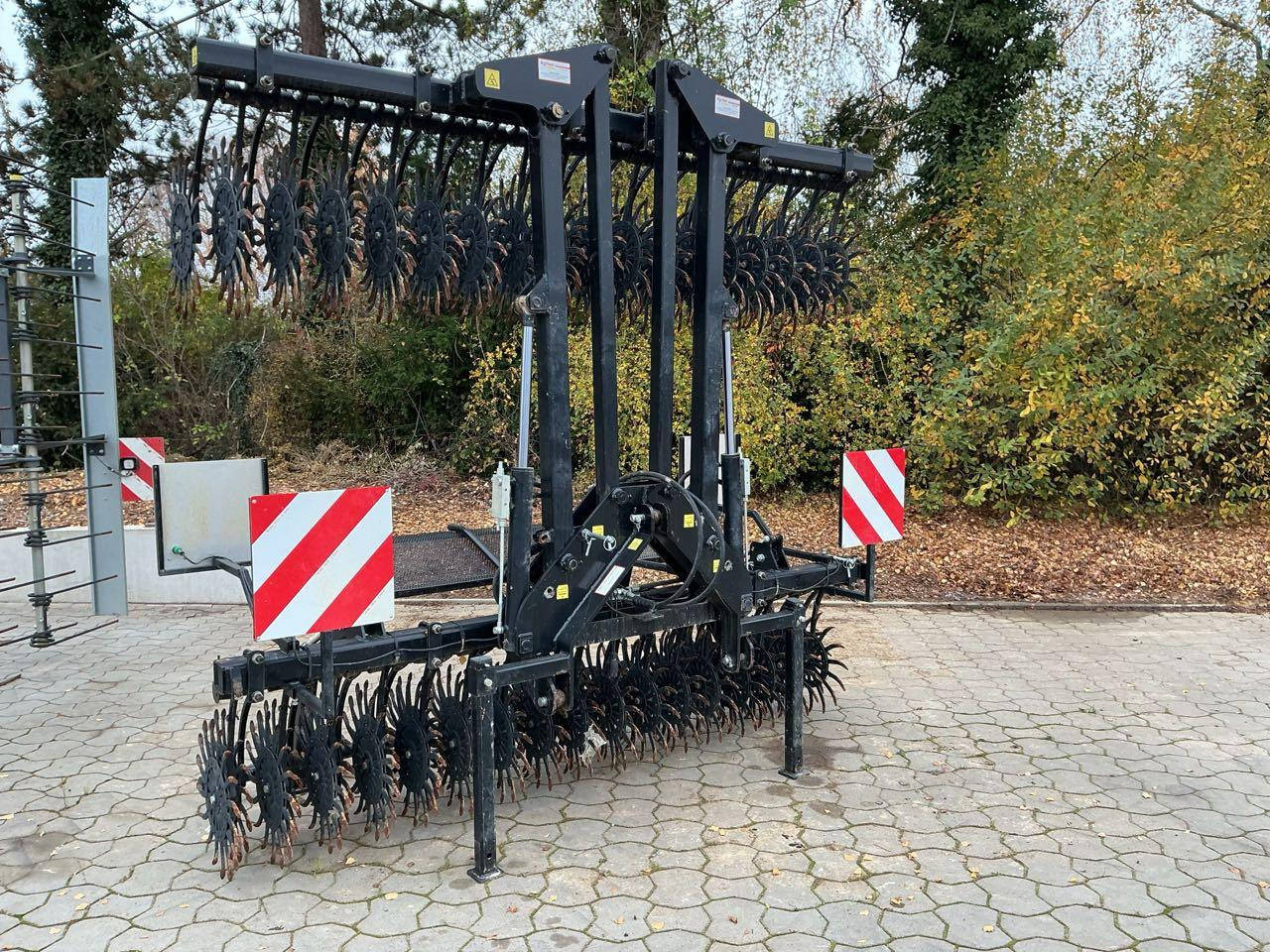 / Agriser Sternhacke - Maquina para lavrar a terra: foto 1 / Agriser Sternhacke - Maquina para lavrar a terra: foto 1