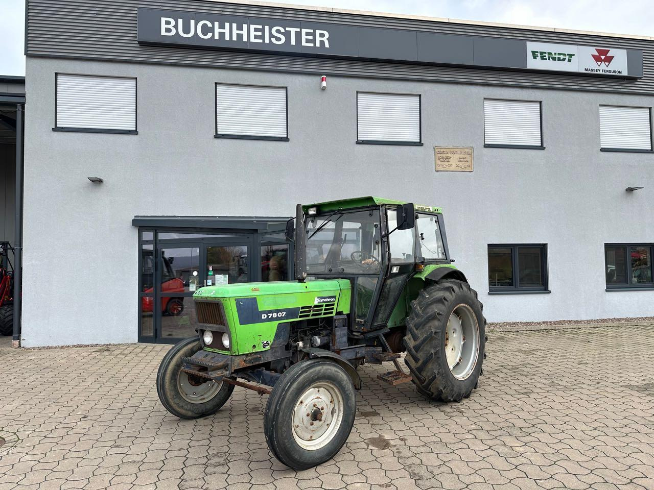 Deutz-Fahr D7807 Synchron - Trator: foto 1 Deutz-Fahr D7807 Synchron - Trator: foto 1