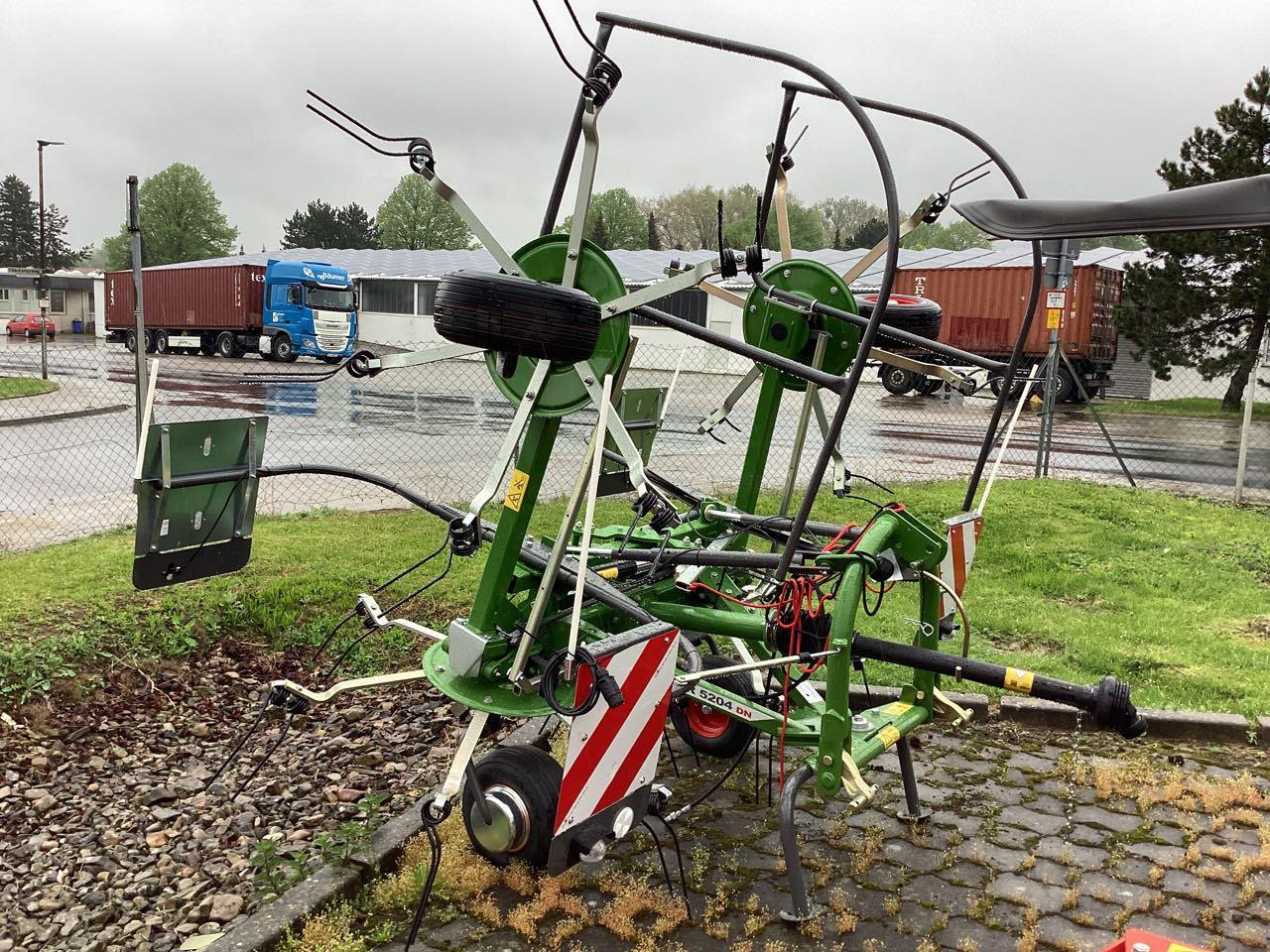 Fendt Twister 5204 DN - Ancinho enleirador: foto 2 Fendt Twister 5204 DN - Ancinho enleirador: foto 2