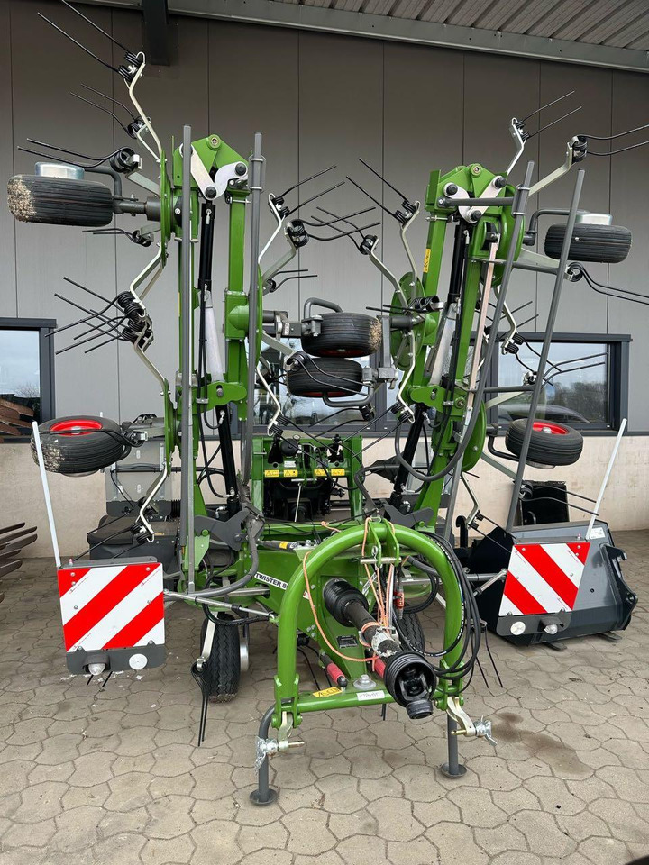 Fendt Twister 8608 DN - Ancinho enleirador: foto 1 Fendt Twister 8608 DN - Ancinho enleirador: foto 1
