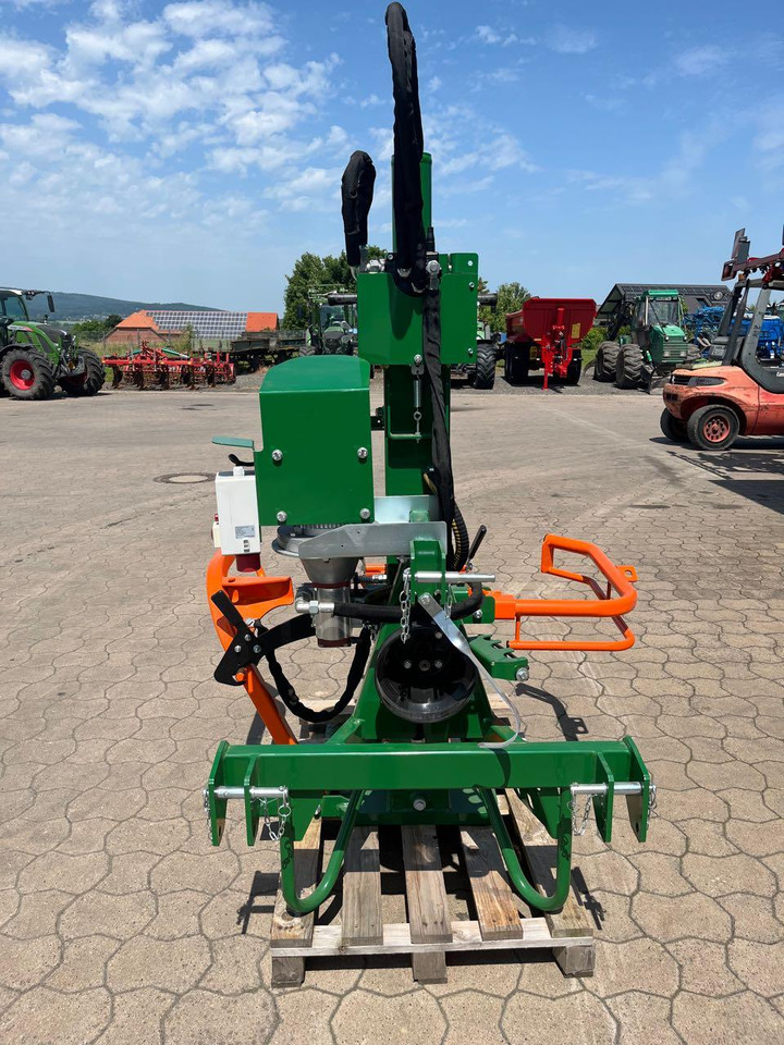 Posch HydroCombi 18 PZGE5,5 D-R+HeVo - Rachador de lenha: foto 1 Posch HydroCombi 18 PZGE5,5 D-R+HeVo - Rachador de lenha: foto 1