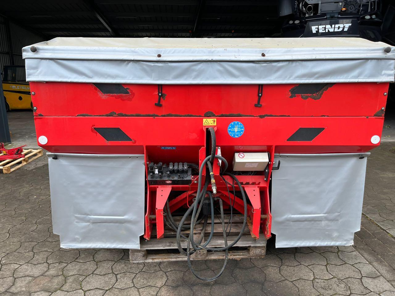Rauch Axera H/EMC - Distribuidor de fertilizantes: foto 1 Rauch Axera H/EMC - Distribuidor de fertilizantes: foto 1
