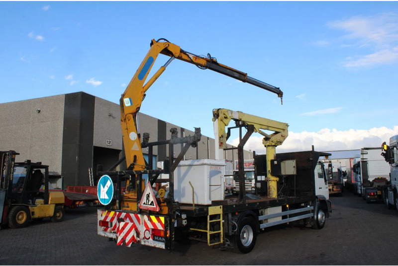 MAN 14.224 + EURO 2 + PTO + CRANE - Camião: foto 3 MAN 14.224 + EURO 2 + PTO + CRANE - Camião: foto 3