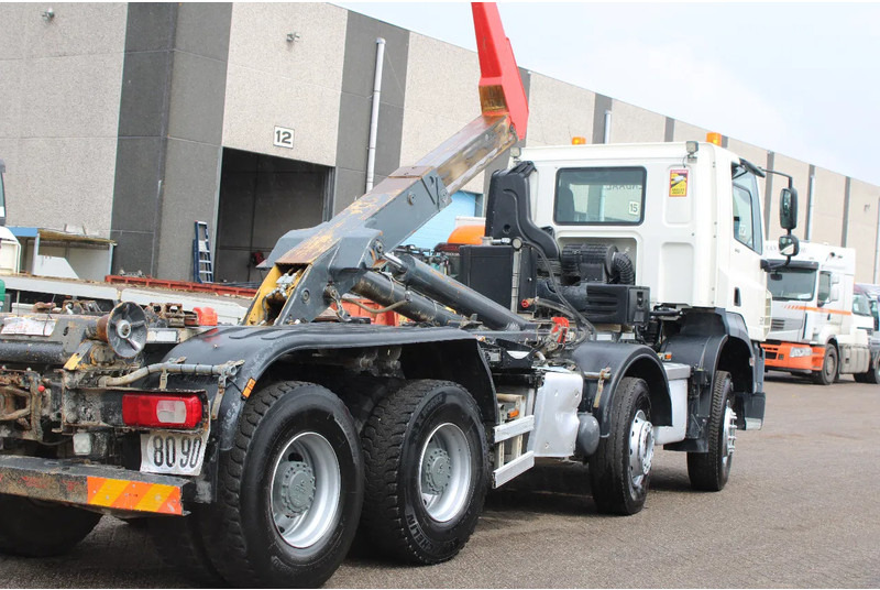 DAF CF 510 + 8X4 + HOOK 26TON + PERFCET CONDITION + 2X IN STOCK - Camião polibenne: foto 4 DAF CF 510 + 8X4 + HOOK 26TON + PERFCET CONDITION + 2X IN STOCK - Camião polibenne: foto 4