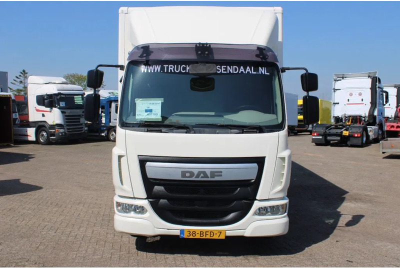 DAF LF 180 + Euro 6 + Dhollandia Lift + 12t - Camião furgão: foto 2 DAF LF 180 + Euro 6 + Dhollandia Lift + 12t - Camião furgão: foto 2