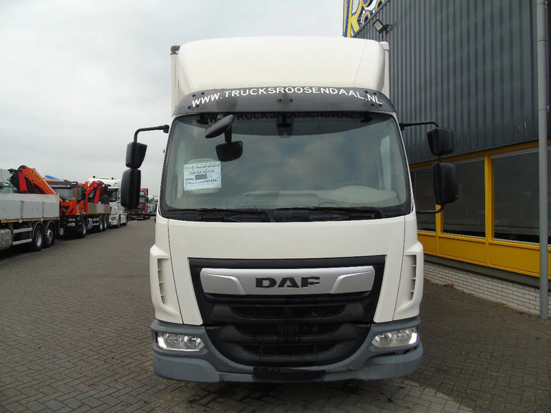 DAF LF 220 DAF LF 220 12 TON - Camião furgão: foto 2 DAF LF 220 DAF LF 220 12 TON - Camião furgão: foto 2
