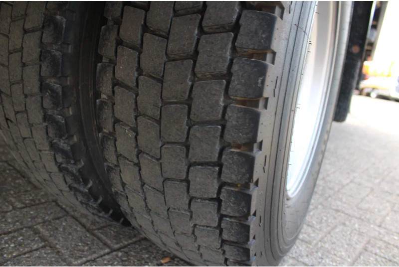 Camião transporte de veículos DAF LF 55.220 + HYDROLIC RAMPS + MANUAL: foto 18