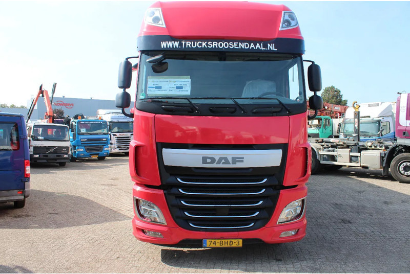 DAF XF 440 + frigo block + EURO 6 combi + LIFT + RETARDER + 2.73 HEIGHT!! - Camião frigorífico: foto 3 DAF XF 440 + frigo block + EURO 6 combi + LIFT + RETARDER + 2.73 HEIGHT!! - Camião frigorífico: foto 3