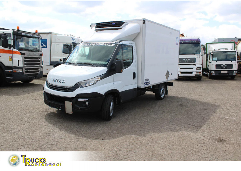 Iveco Daily 35S18 + carrier + electric + 3P - Carrinha frigorífica: foto 1 Iveco Daily 35S18 + carrier + electric + 3P - Carrinha frigorífica: foto 1
