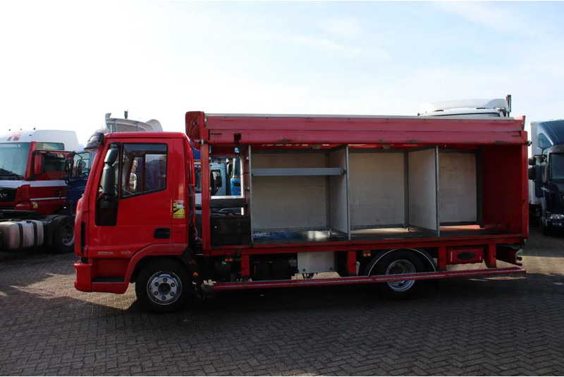 Iveco Eurocargo 100E18 + EURO 5 + LOW KM - Carro de bombeiro: foto 3 Iveco Eurocargo 100E18 + EURO 5 + LOW KM - Carro de bombeiro: foto 3